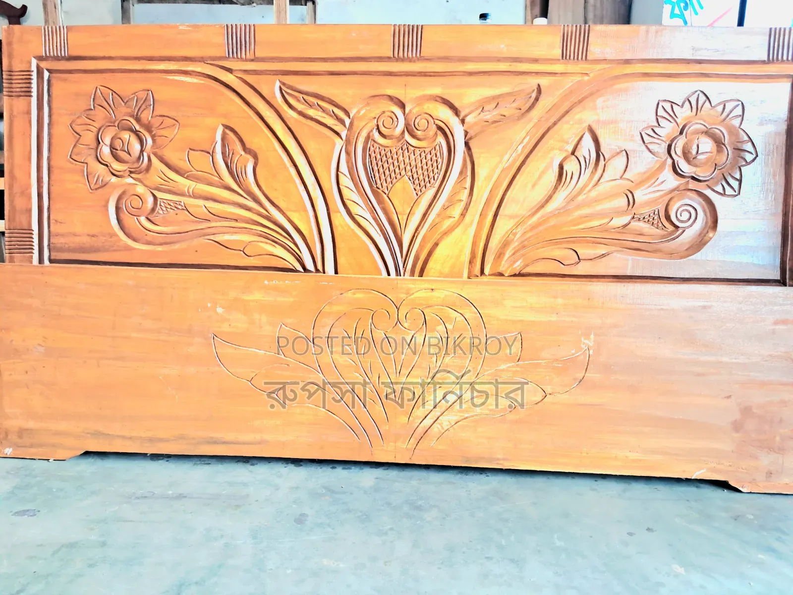 6/7 Feet Semi Box Bed