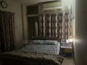 লালবাগের লিবার্টিতে আসবাবপত্রসহ ৪ বেডরুমের বাসা ভাড়ার জন্য