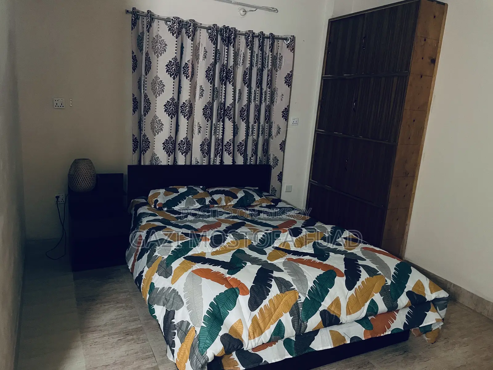 লালবাগের লিবার্টিতে আসবাবপত্রসহ ৪ বেডরুমের বাসা ভাড়ার জন্য