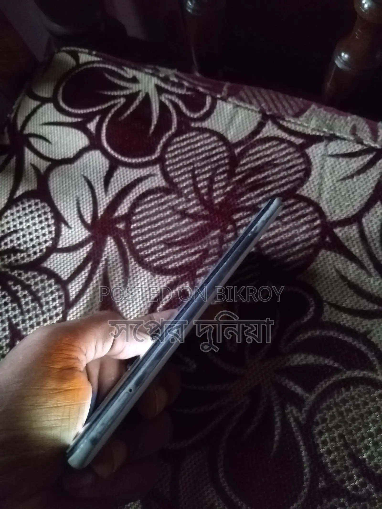 স্যামসাং গ্যালাক্সি এ৫১ ৫জি ইউডব্লিউ ১২৮ জিবি সাদা