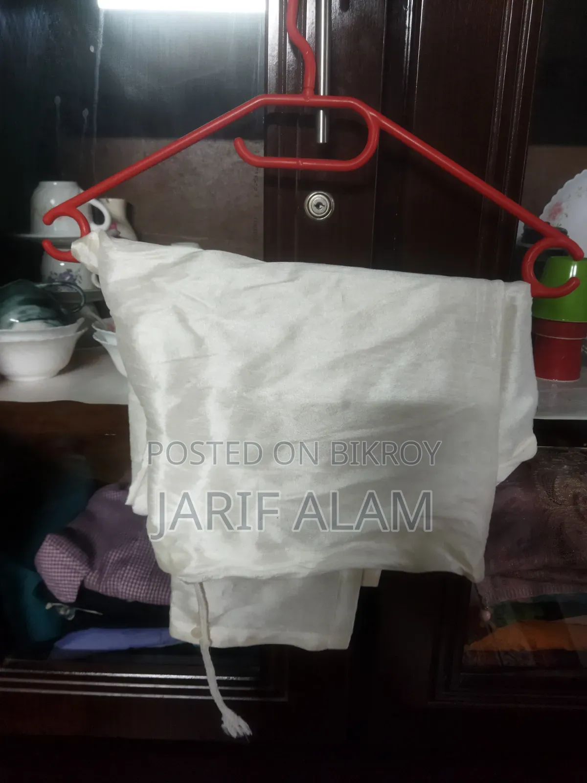 শেরওয়ানি নতুনের মত