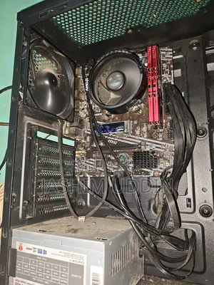 Desktop Computer 16GB AMD Ryzen 5 SSD 256GB