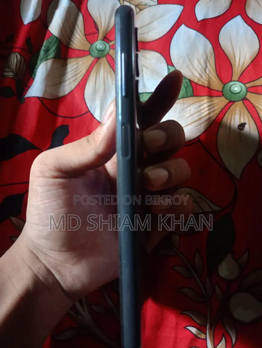 স্যামসাং গ্যালাক্সি এ১৩ (এসএম-এ১৩৭) ১২৮ জিবি ব্ল্যাক