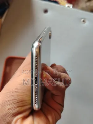 Apple iPhone X 64 GB White