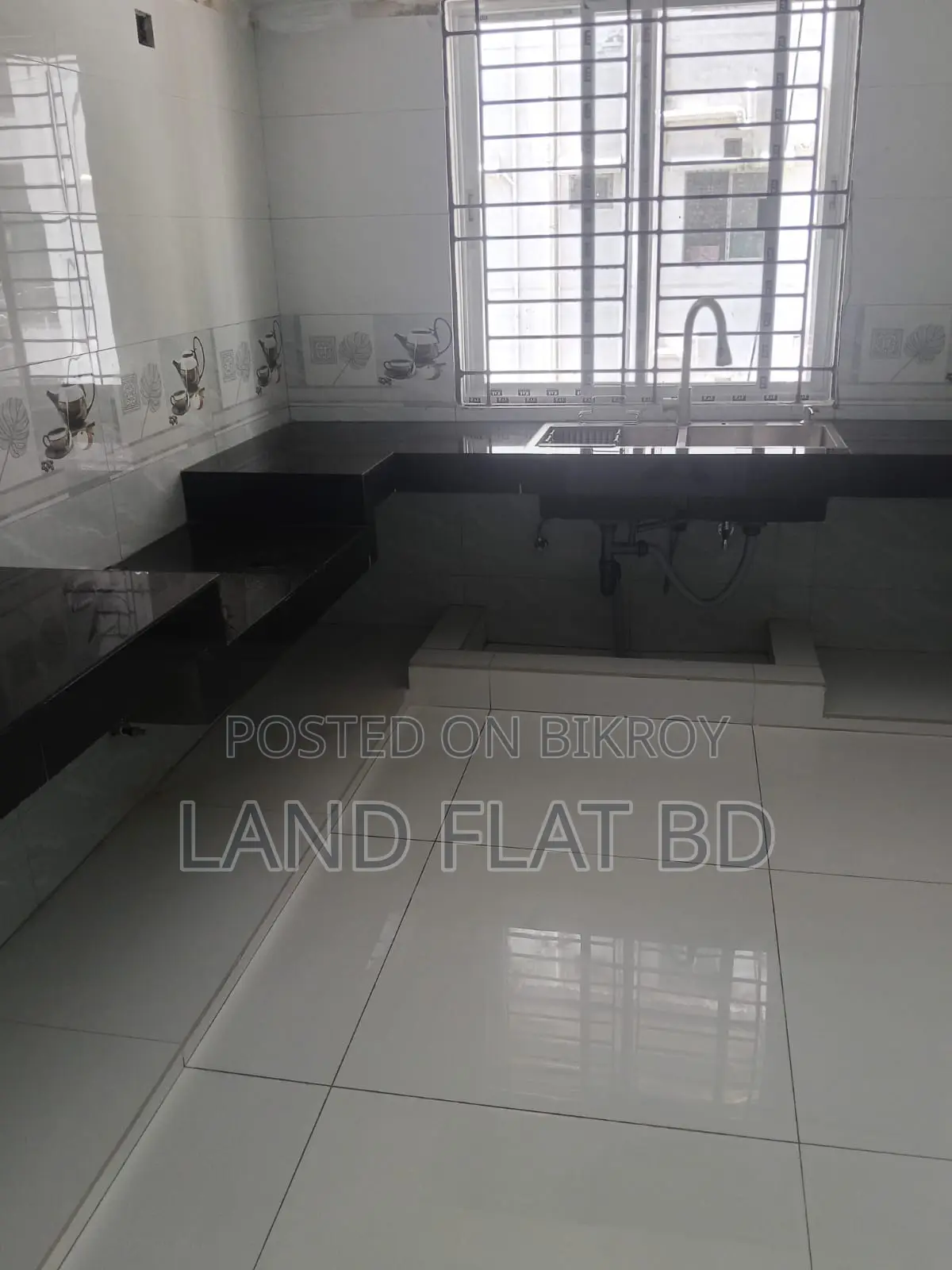 4 Bedroom Apartment in South Lake View, Mohammadpur for sale