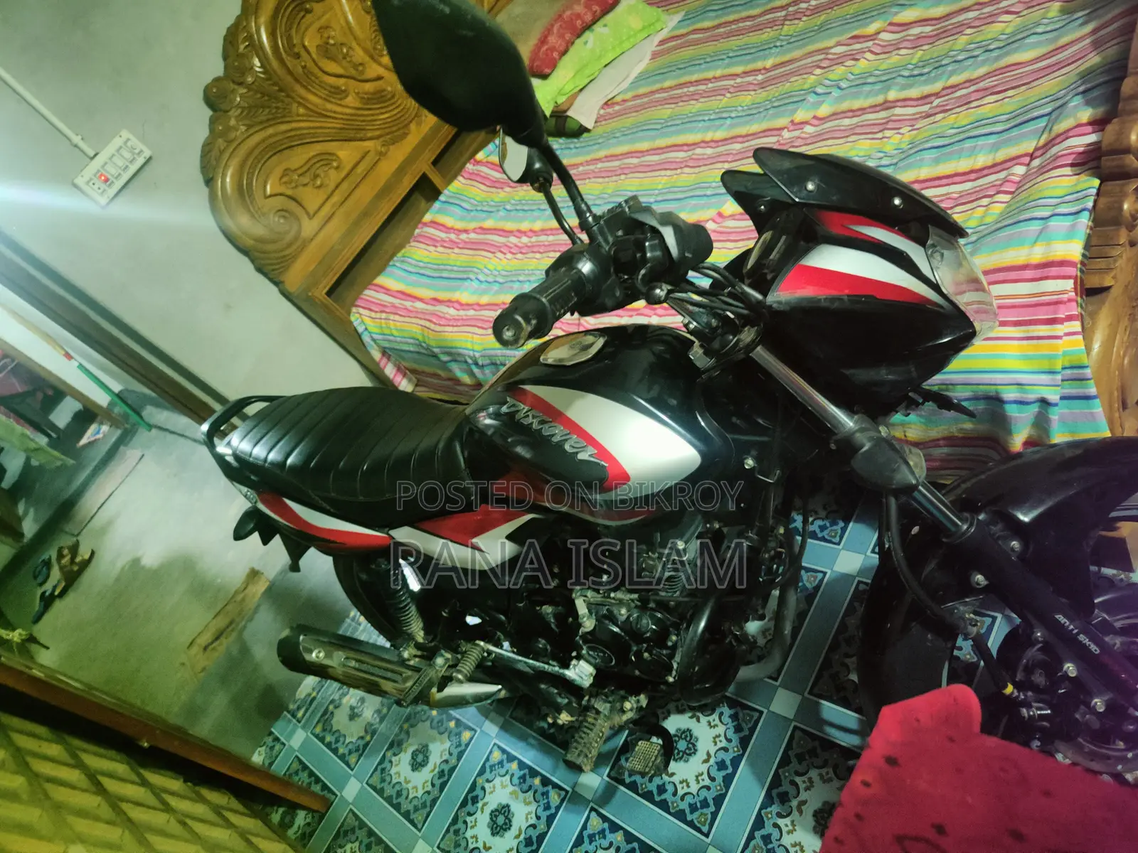 New Bajaj Discover 110 2023 Red