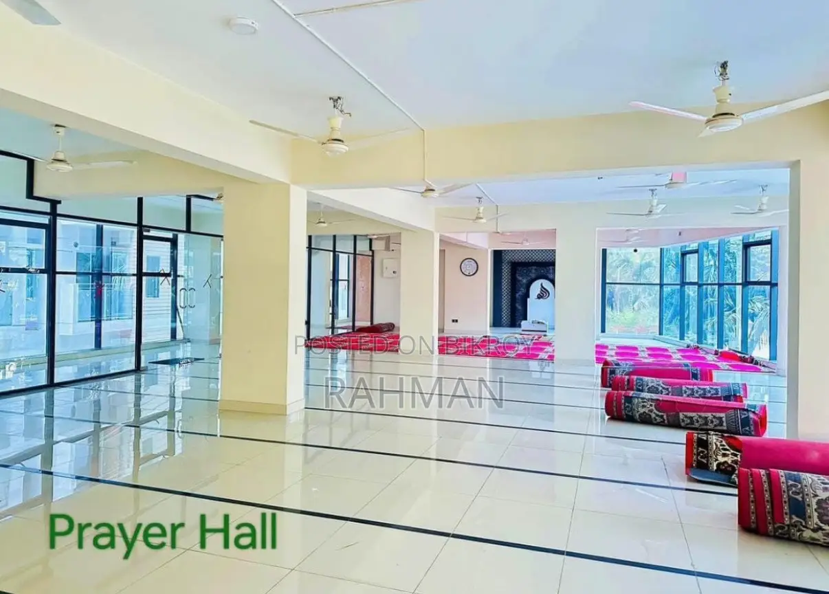 3 Bedroom Condo in Rupayan Lake Castle, Basundhara for sale