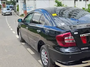 টয়োটা প্রিমিও ২০০৬ কালো