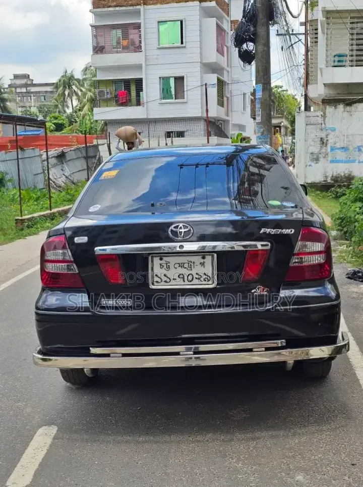 টয়োটা প্রিমিও ২০০৬ কালো
