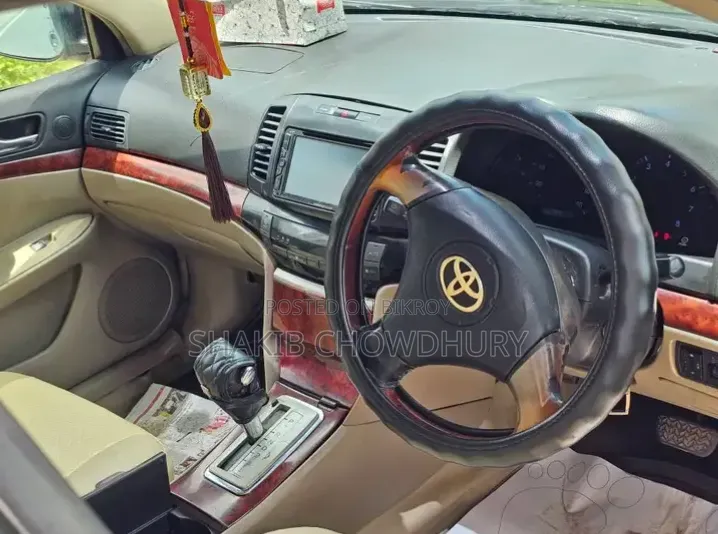 টয়োটা প্রিমিও ২০০৬ কালো