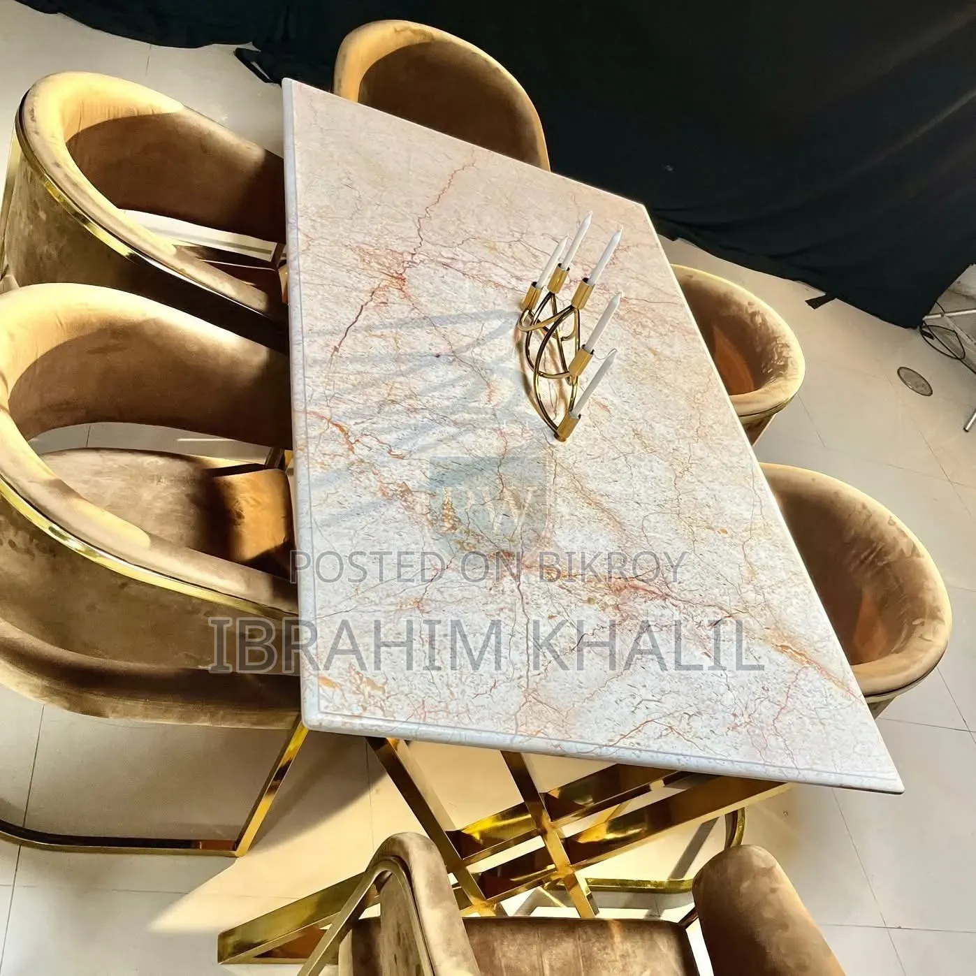 লাক্সারি ডাইনিং টেবিল সেট