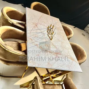লাক্সারি ডাইনিং টেবিল সেট