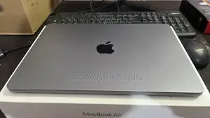 ল্যাপটপ অ্যাপল ম্যাকবুক এয়ার ২০২৩ এম২ ১৬জিবি অ্যাপল এম২ এসএসডি ২৫৬জিবি