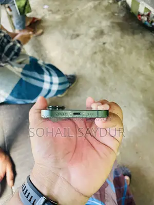 Apple iPhone 13 256 GB Green