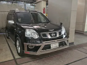 Nissan X-Trail 2012 Black