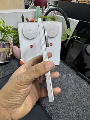 লাইকা লাইটজ ফোন ২ ৫১২ জিবি সিলভার