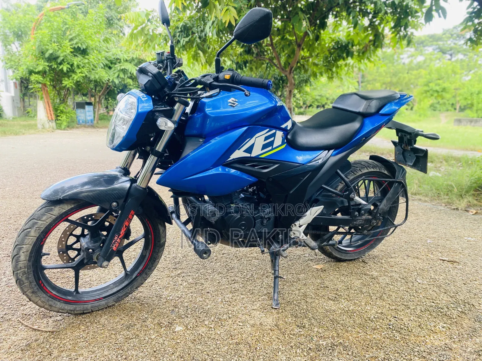 সুজুকি জিক্সার ২০২৩ নীল
