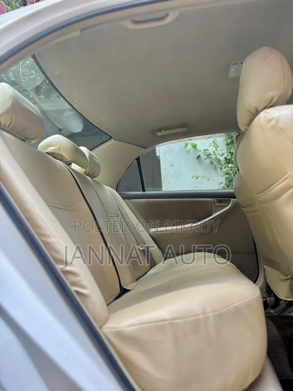 Toyota Corolla 2005 Off White