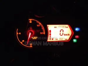 বাজাজ ডিসকভার ১২৫ ২০১৮ নীল