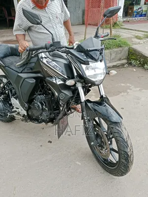 Yamaha FZS V2 2025 Black