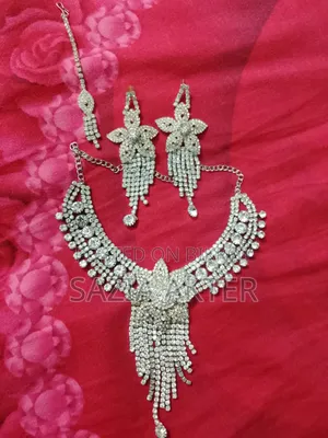 গয়নার ফুল সেট