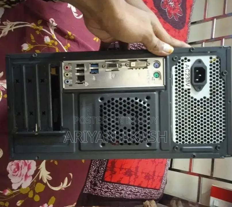 Desktop Computer Gigabyte 4GB Intel Core i3 HDD 500GB