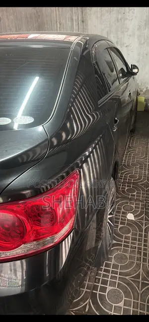 টয়োটা অ্যালিওন ২০১০ কালো