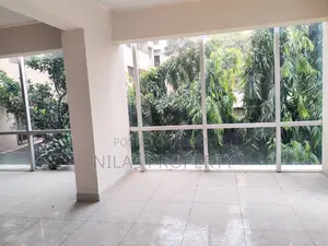 ধানমন্ডিতে ২য় তলার সামনের ভিউ বাণিজ্যিক স্পেস ভাড়াও
