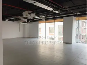ধানমন্ডিতে আধুনিক লাক্সারি অফিস স্পেস ভাড়া