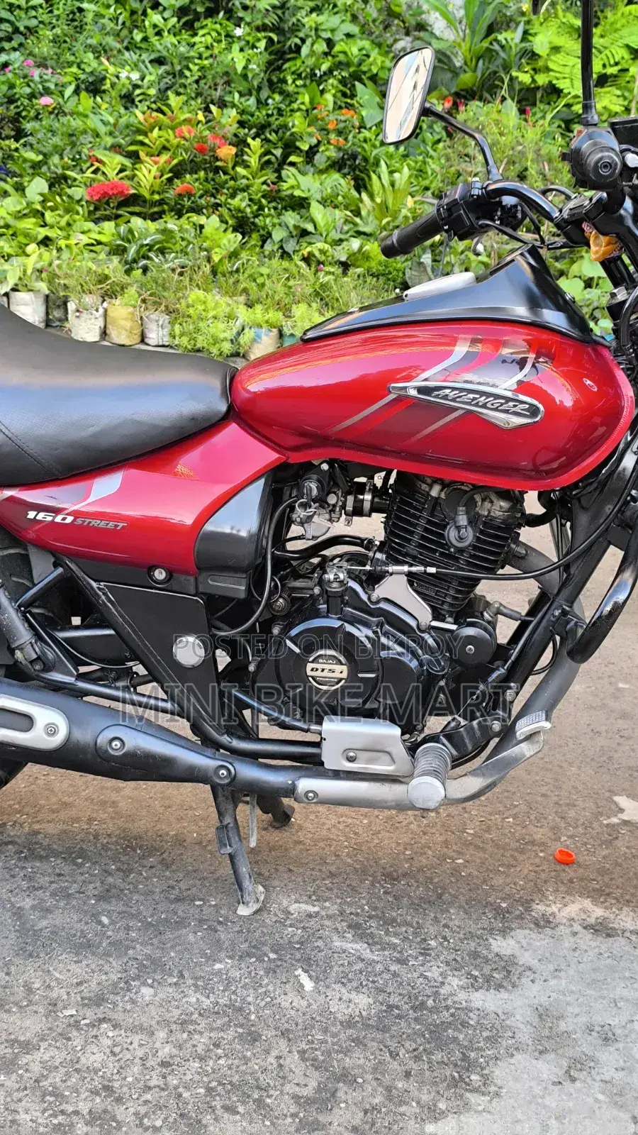 বাজাজ এভেঞ্জার ১৬০ স্ট্রিট ২০২১ রেড