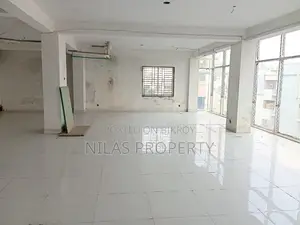 ধানমন্ডিতে ভাড়ার জন্য বিশিষ্ট বাণিজ্যিক ২৯০০ বর্গফুটের স্পেস