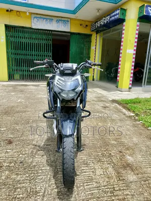 TVS Apache RTR 160 4V 2022 Black