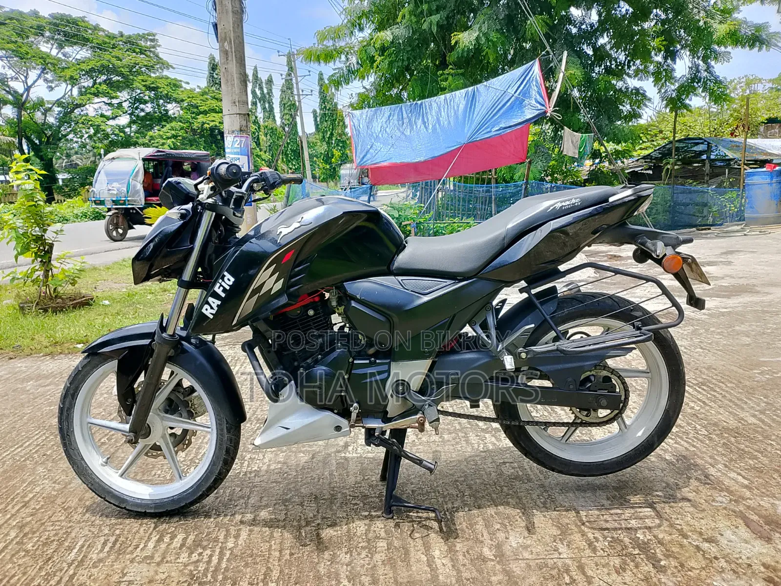 TVS Apache RTR 160 4V 2022 Black