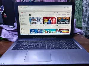 Laptop Asus 4GB AMD Ryzen HDD+SSD 512GB