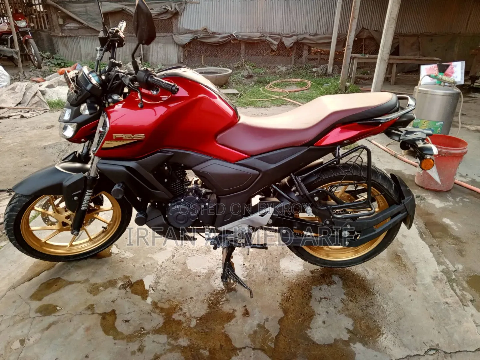 নিউ ইয়ামাহা এফজেডএস ভি৩ ২০২৪ রেড