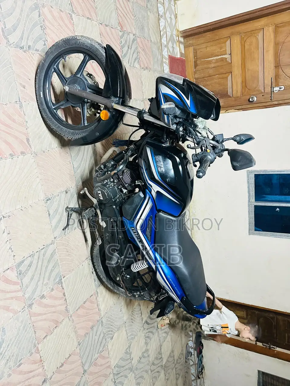 TVS Metro Plus 2022 Blue
