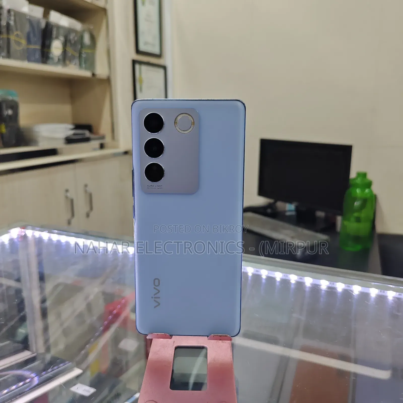 Vivo V27 128 GB Blue