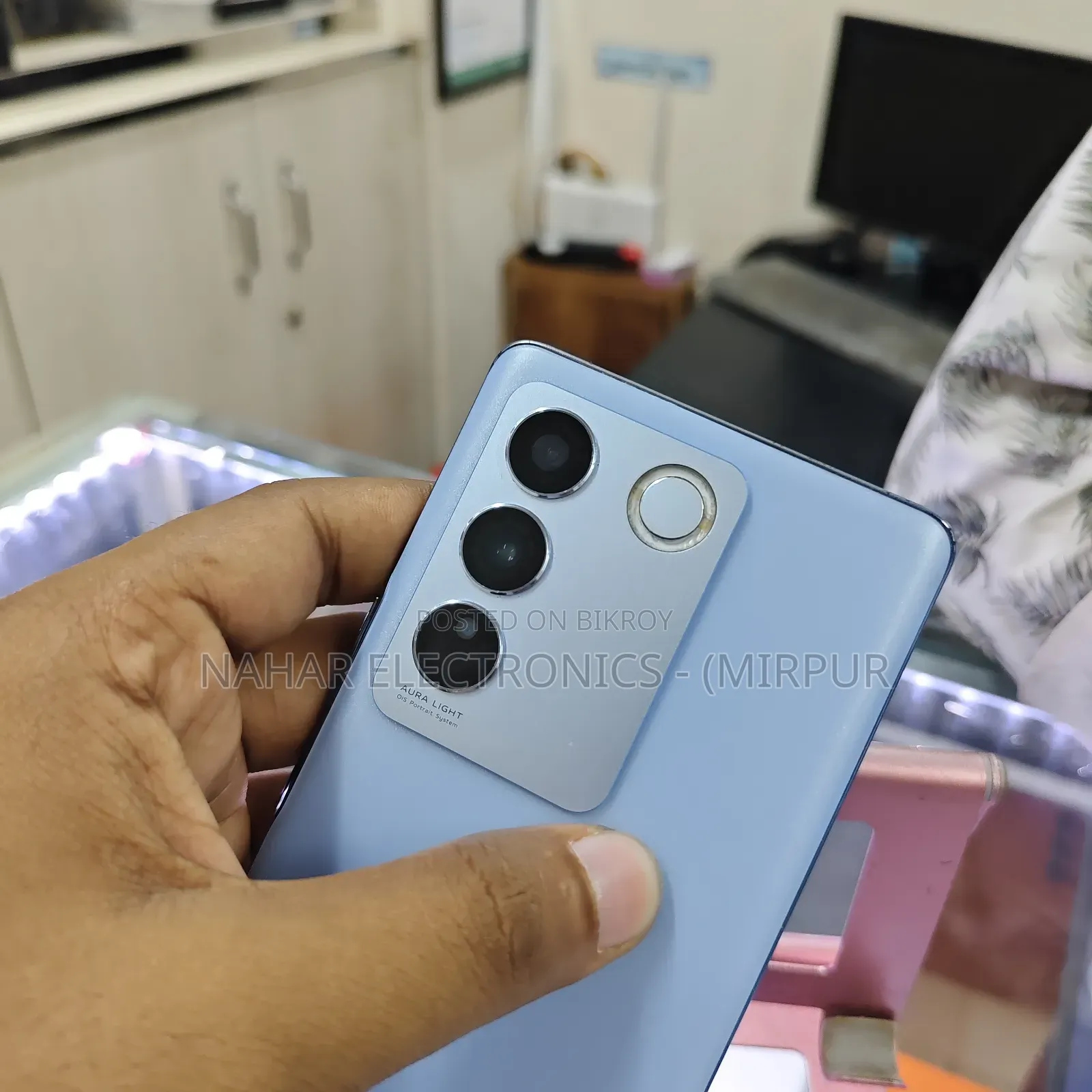 Vivo V27 128 GB Blue