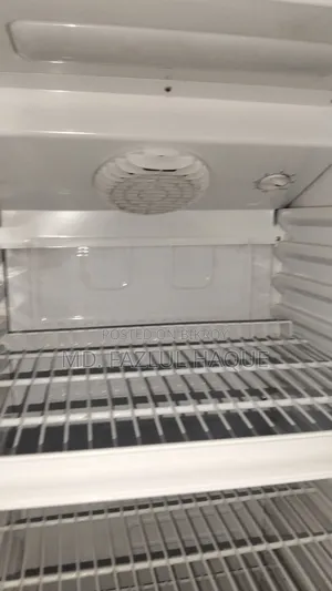 Super Ariston Glass Door Beverage Fridge