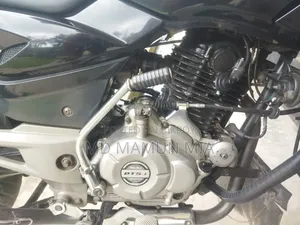 বাজাজ পালসার ১৫০ ২০১৭ কালো