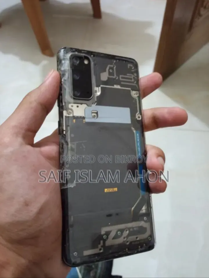 স্যামসাং গ্যালাক্সি এস২০ ১২৮ জিবি নীল