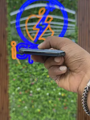 অ্যাপল আইফোন ১১ প্রো ২৫৬ জিবি গ্রিন
