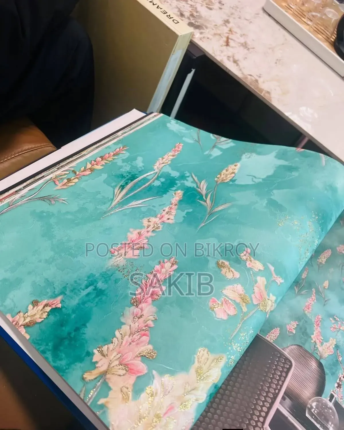 Chinese Wallpaper at Wholesale Rate