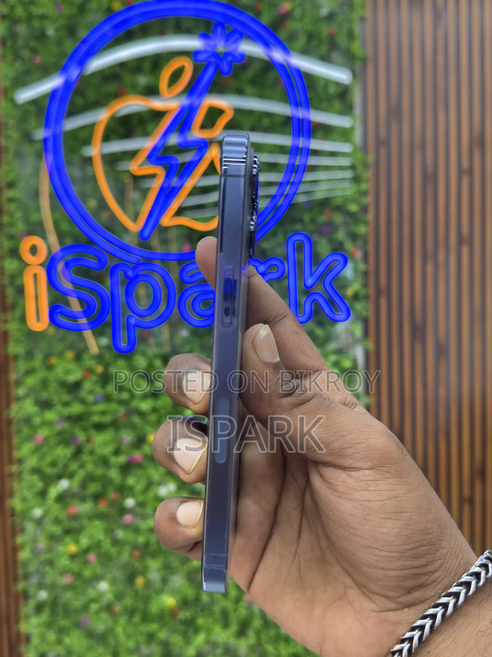 অ্যাপল আইফোন ১৩ প্রো ১২৮ জিবি ব্লু