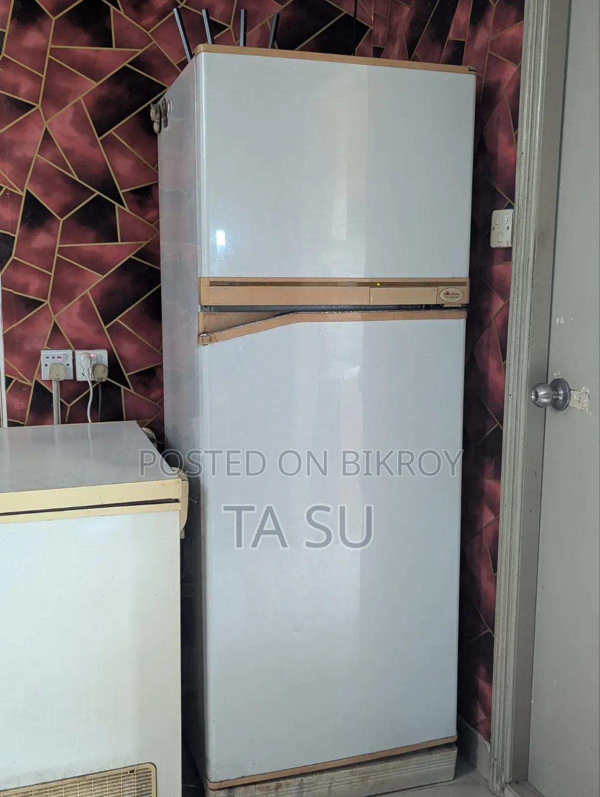 Shivaki Fridge Japan