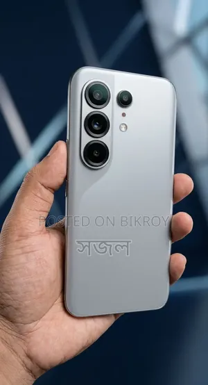 New Tecno Camon 50 Ultra 256 GB Silver