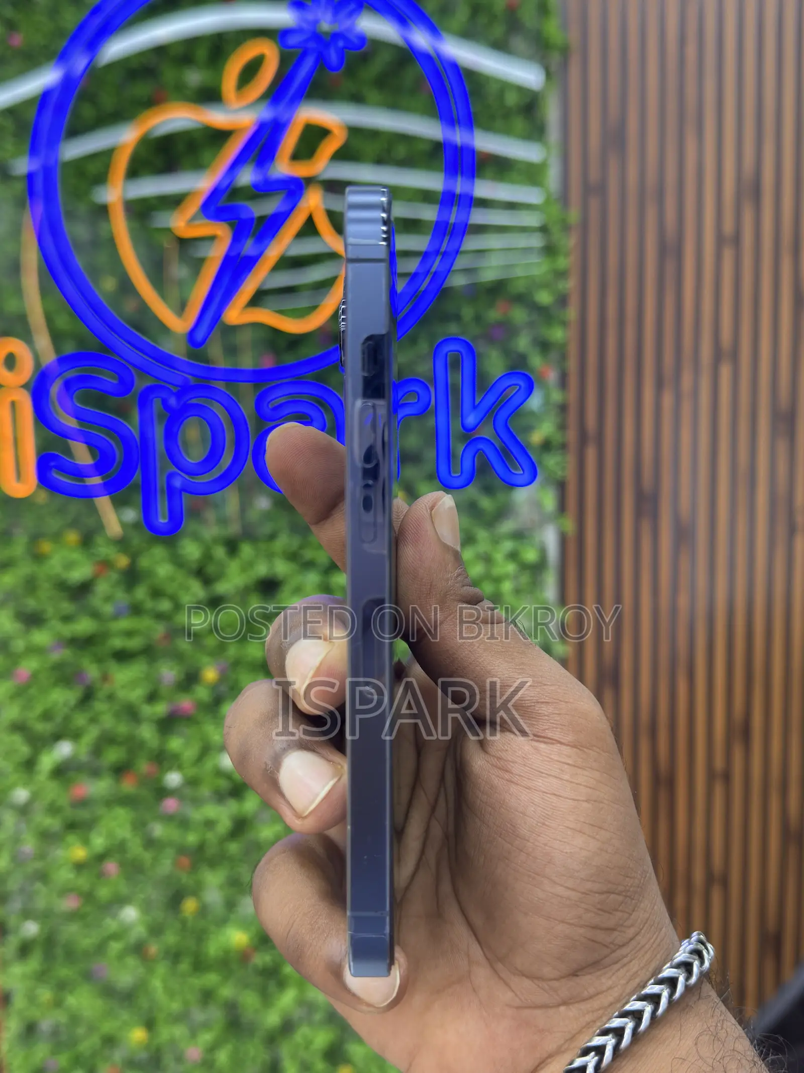অ্যাপল আইফোন ১৩ প্রো ১২৮ জিবি ব্লু