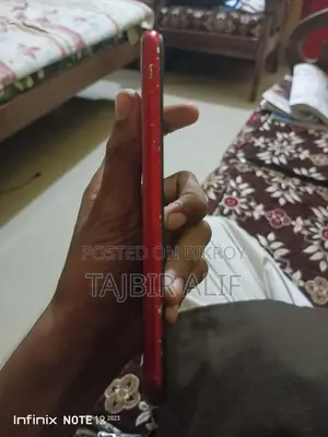অ্যাপল আইফোন এক্সআর ৬৪ জিবি লাল
