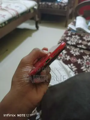 অ্যাপল আইফোন এক্সআর ৬৪ জিবি লাল