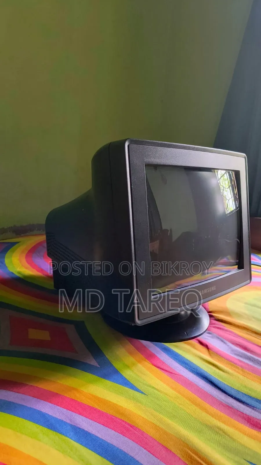 14" Samsung Monitor